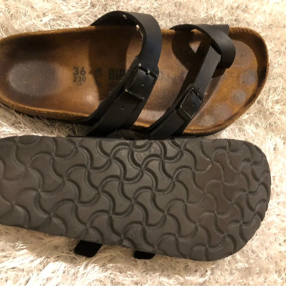 N/A comfortable stylish
